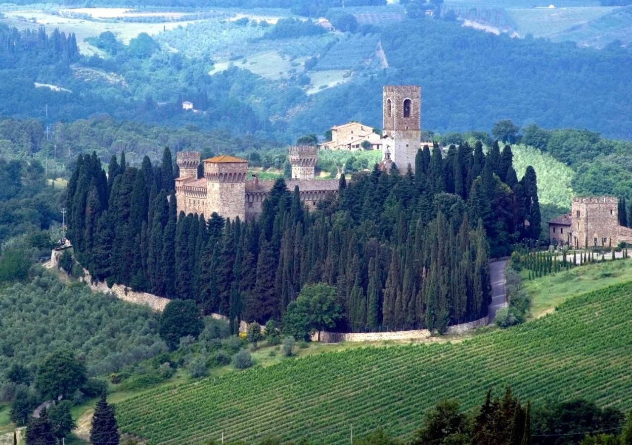 Bed and Breakfast Torre Di Badia Badia A Passigano Exterior foto